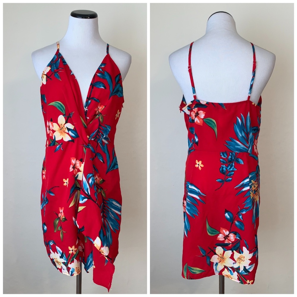 PrettyLittleThing Red Tropical Print Twist Front Shift Dress US size 8